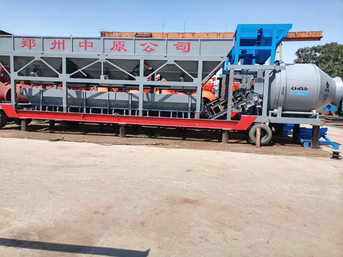 移動(dòng)滾筒式混凝土攪拌站